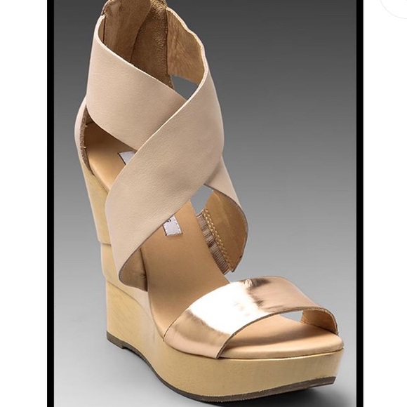 NEW Diane Von Furstenberg Wedge Heels. Size 10 - Picture 1 of 7